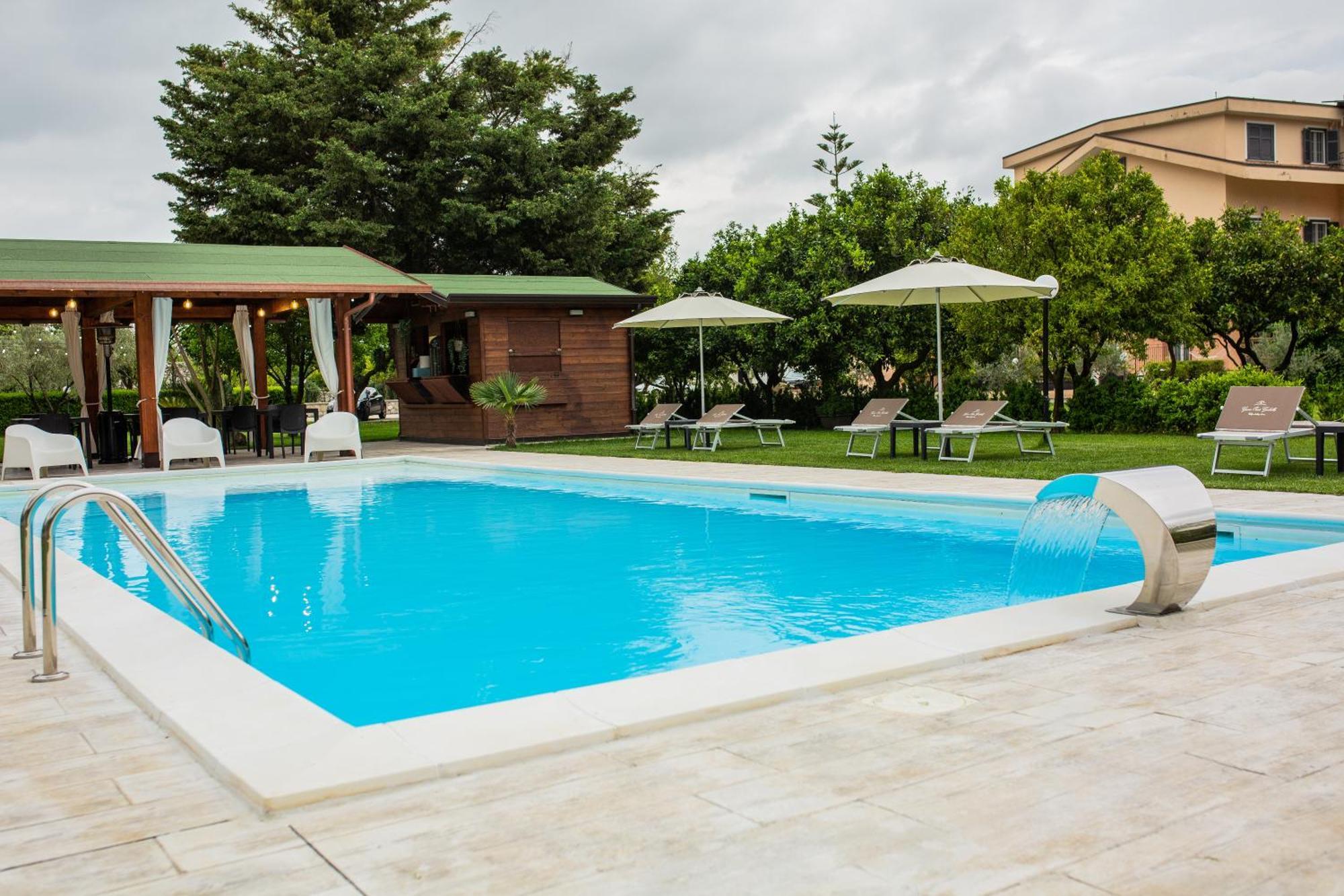 Green Oasis Gabella Кастельфорте Экстерьер фото